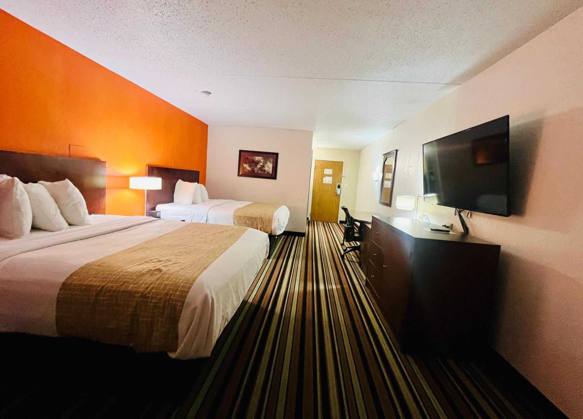 Travelodge By Wyndham Wytheville Exterior photo